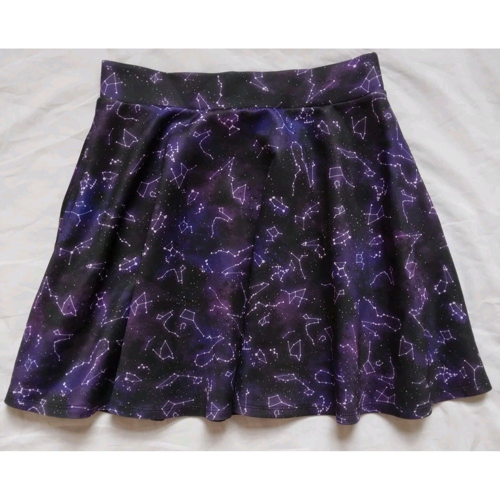 Hot Topic Constellations Skater Skirt Purple Black Mystical Goth Punk Juniors SM - Picture 3 of 10